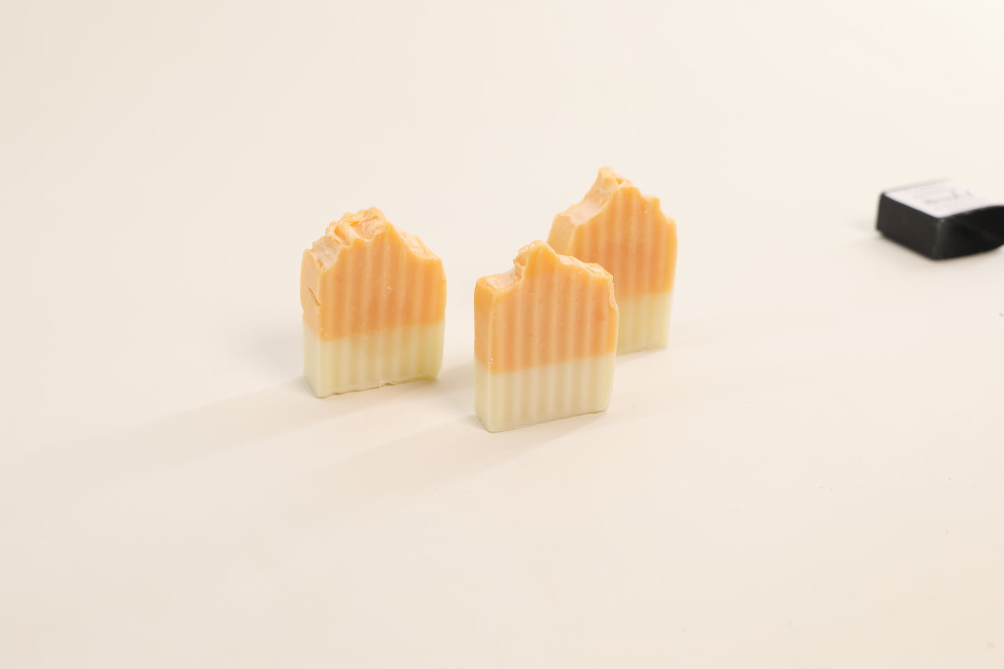 Nourish-d "CLEANSE-D" – Nourishing Tallow Shampoo Bar for Healthy Hair - Grapefruit